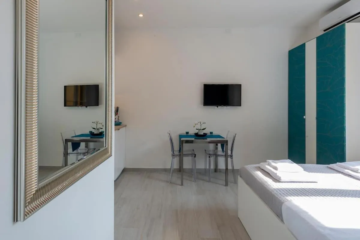 Apartamento Navigli - Darsena La Perla In Citta Milán 0*,  Italia